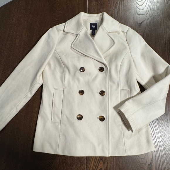 GAP White/ Cream  Coat - %100 Cotton - Picture 3 of 9